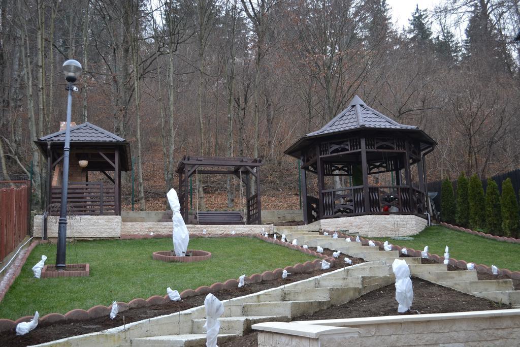 Casa Hera Hotel Sinaia Eksteriør billede